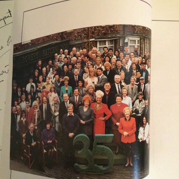 The coronation street story celebrating 35 years of the street by Daran little - Picture 4 of 11